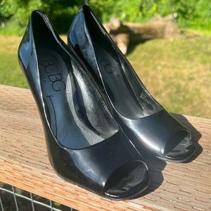 BCBG peep-toe heels, size 5